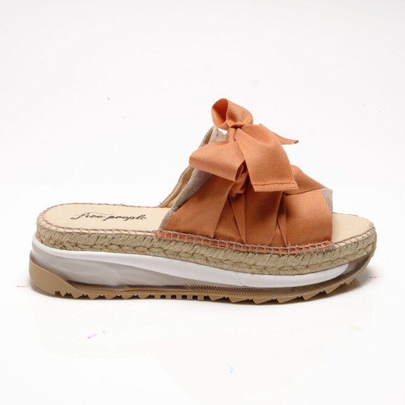 Free People! Chapmin Sport Sandals in Pancake NIB! - Picture 6 of 16